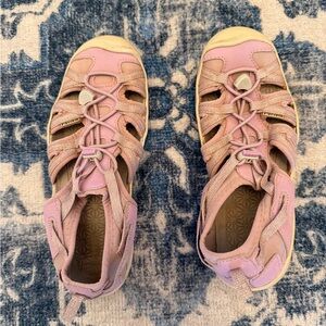 Keen Kids Lavender purple Water Sandals - washable!
